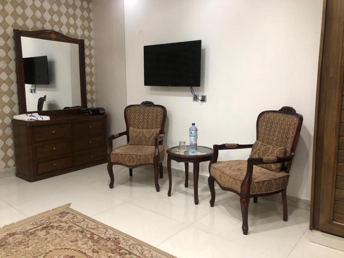 Canadian Inn Islamabad Eksteriør bilde